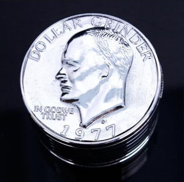 Three - layer metal coin grinder Zinc alloy cigarette holder 40mm hot US dollars