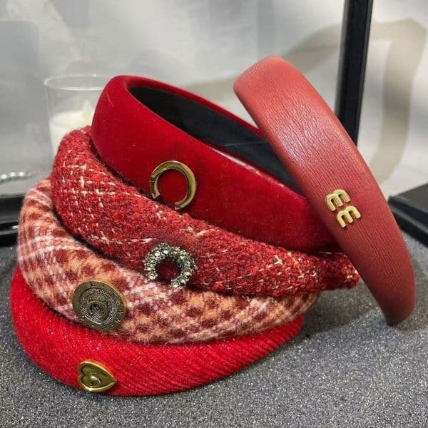 gh-quality Leather Headband Enhan The Top of The Skull Wide-brimmed Headband Classic Womens Luxury Hair Acssories Christmas Style Z260514