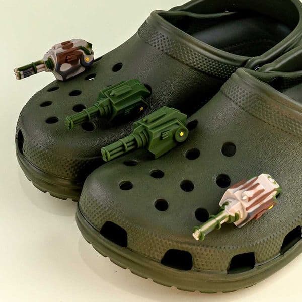 1/6 piece 3D shoe talisman tank gun shoe clip decorative buckle pin sports shoe Gatling slider boys accessoryXJ250401