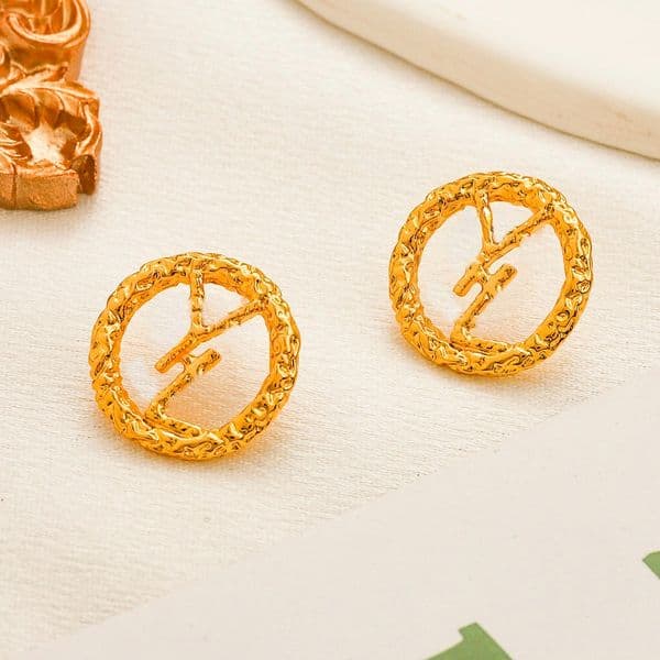 Brand Letter Silver Gold Earrings Designer Jewelry For Woman Fashion Stud Earrings Wedding Engagement Lovers Gift