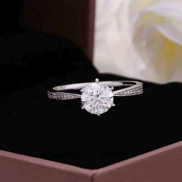 Round Brilliant Cut 1CT 2CT 14K 18K Gold Wedding Moissanite Ring Pave Band Six Prong Engagement Rings for Women