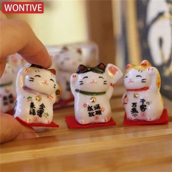 Pack of 3 Pieces Mini Ceramic Lucky Fortune Cat Desktop Car Decoration Figurines Cute Kitten Maneki Neko Ornament 13 Inch Tall 251028