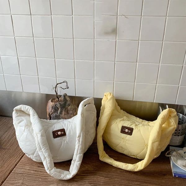 Korean Version Instagram Style HeartShaped Embroidery Large Capacity Bag Fashionable Cotton Clothing Bag Class Shoulder Bag 251103