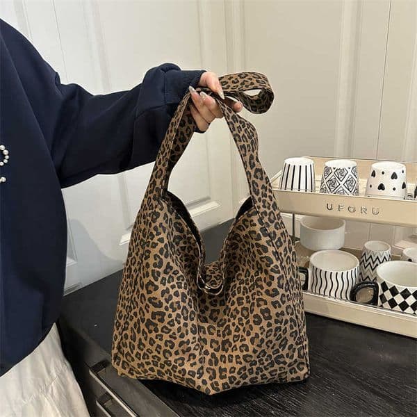 American Leopard Print Underarm For Women Lazy Style Versatile Handbag Large Capacity Shopping Commuter Tote Bag