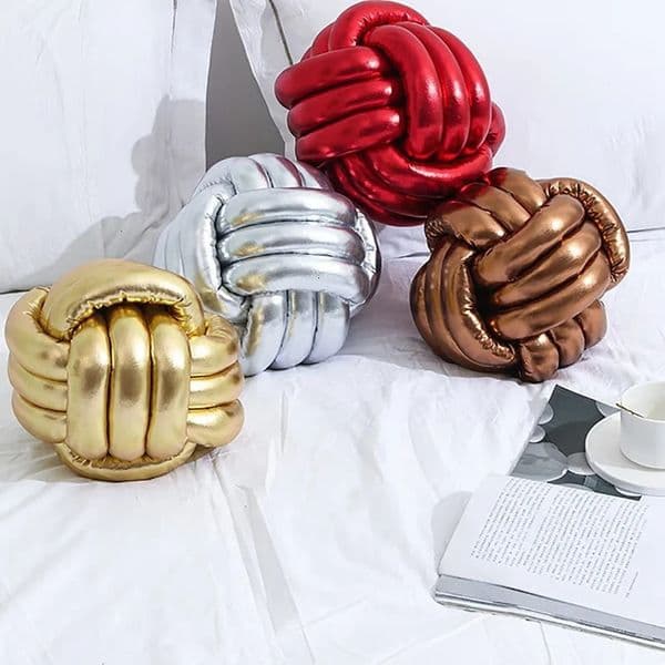Home Christmas Knot Pillow Gold Soft and Comfortable Nordic Bedroom Plush Sitting Living Room Decoration Bay Window Cushion Gift 251103