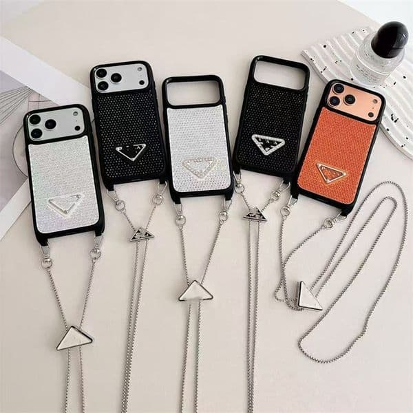 Luxury Bling Diamond Designer Phone Case for IPhone 17Pro Max Case 16 16PROMAX 15PROMAX 15 14 13 17 Luxury Crystal Rhinestone Glitter Sparkle Back Cover Z260520