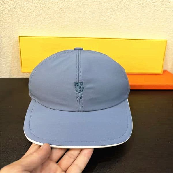Adult Baseball Caps Ball Cap for Letter Beanies Man Woman Dome Golf Sports Sun Chapeau Classic Top Fashion Designer Hats 1121