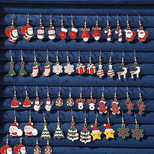 25Pairs5Pairs Christmas Series Earrings Cartoon Santa Claus Gingerbread Man Snowflake Alloy Set Women Gifts 251104