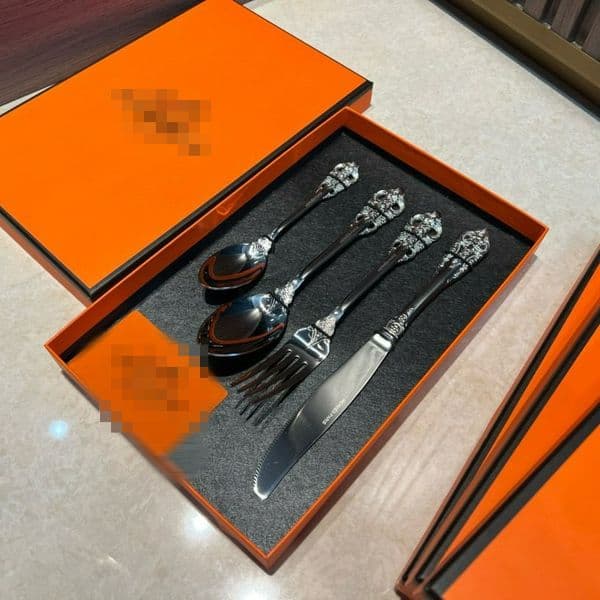 Relief Three-dimensional Stainless Steel Tableware, Knife, Fork and Spoon Four-piece Set Gift