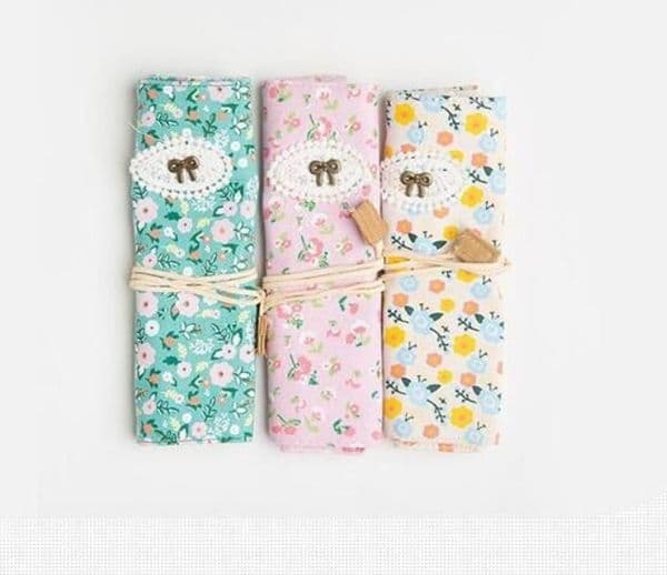 Broken flower knitting tool needle bag folding and storage cloth hook needle bag
