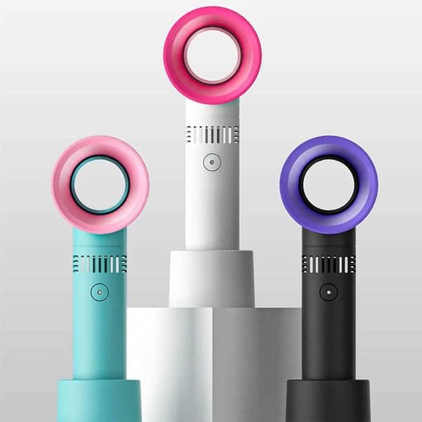 Portable mini desktop fan with 3 speeds suitable for travel camping office and bedroom use W250403