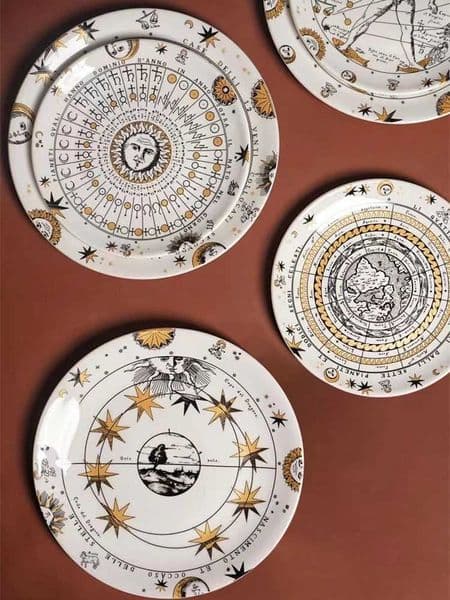 White faced sun hanging board ceramic circular wall decoration European art wall decoration 10 inch craft fruit dessert board new X250408