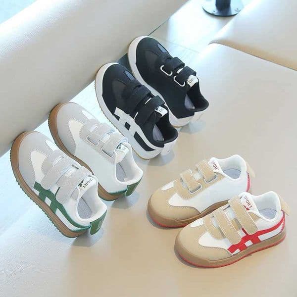 2025 New Childrens Casual Sports Lightweight Soft Boys and Girls Baby Running Four Seasons Model Board Comfortable Shoes H260305