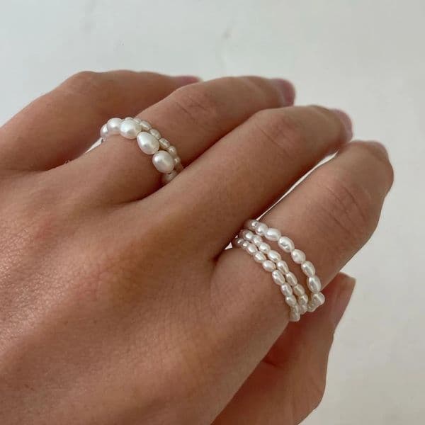 Vlen Freshwater Pearl Rings Stackable Elastic Finger Rings for Women Gifts Minimalist Ring Fashion Jewelry 251131