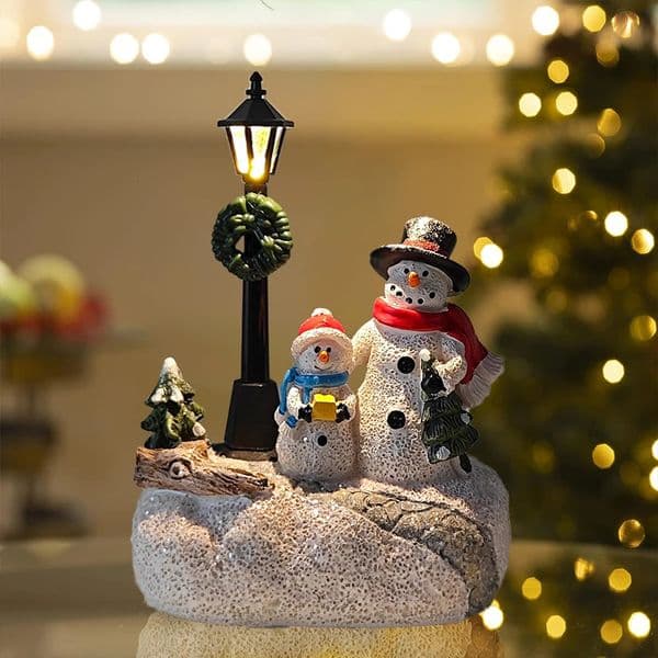 SnowmanSantaReindeer Statue with LED Lights Country Scene Decoration Cute Interior Christmas Decoration Perfect Gift Ideas 251110