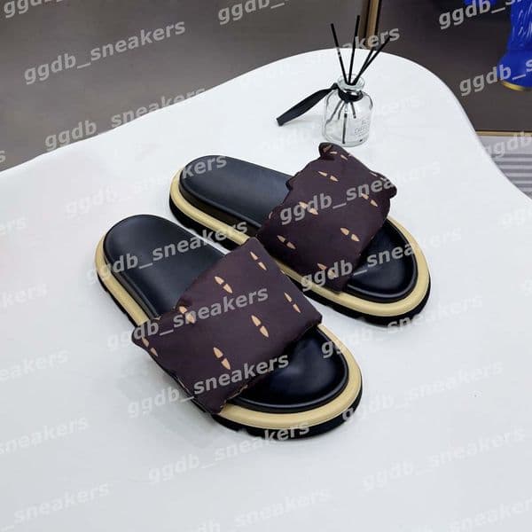 Top Quality Summer Slippers Luxury Designer Sunny Beach Sandal Pillow Pool Slides Vintage Shoe Mens Womens Fashion Soft Flat Shoes Couples Gift Mule Size 35-42
