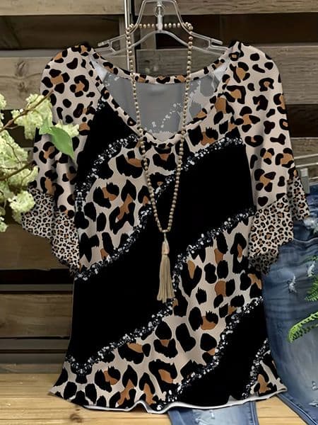 Plus size womens T-shirt casual fashion printed V-neck short sleeved T-shirt plus size womens clothing 250410