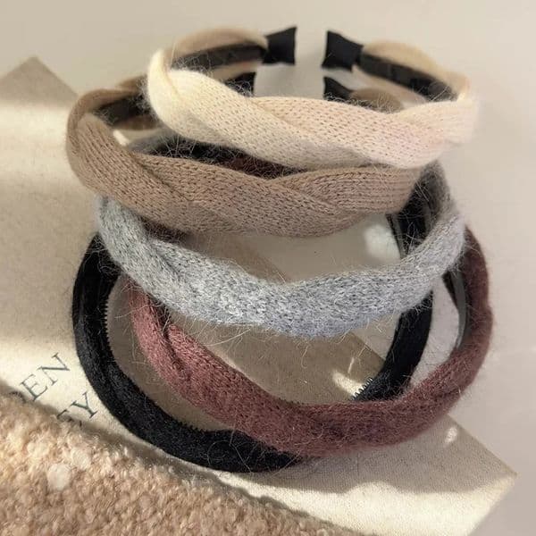 AutumnWinter Retro Knitted Weave Twist Headbands Plush With Teeth Nonslip Solid Hairband Womans Girl Fashion Elegant Hair Hoop 251111