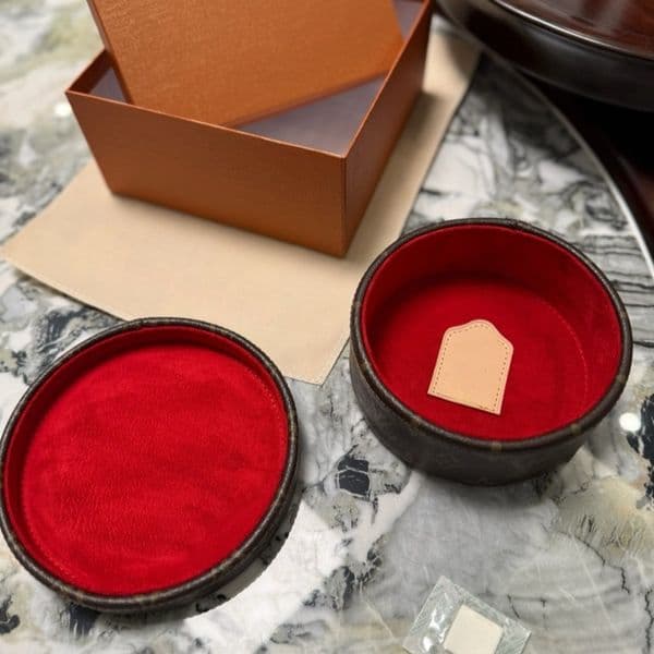 Luxury Desktop Presbyopia Candy Portable Snack Storage Finishing Box 12545