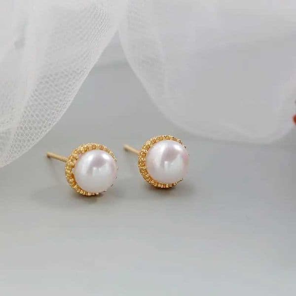 Delicate Small Cut-Out Pattern 925 Sterling Silver Earrings Inlaid With Natural Freshwater Pearl 18K Gold Plated Earrings Gift W251115