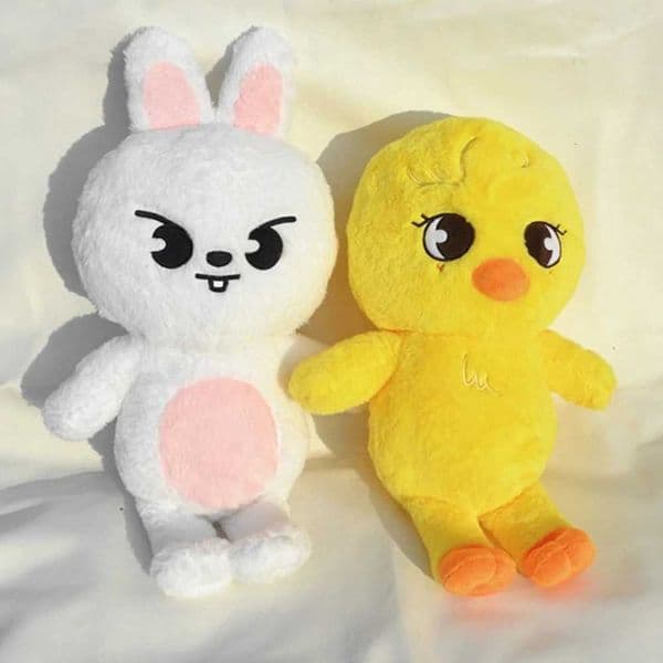 50cm SKZOO Plush Hug Pillow Doll Fans Gift Teddy Style Plush Toy Seoul FM Week Cloak Doll Magic School Kid Birthday Gift T251113