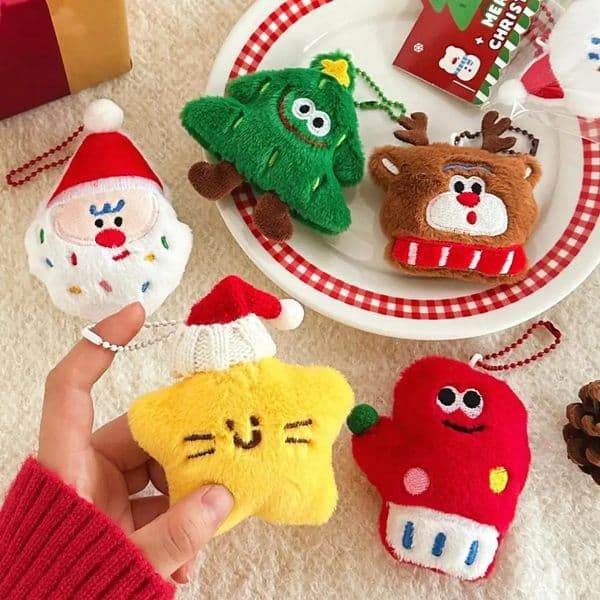 Christmas Cute Plush Doll keychain Backpack Pendant Student Cartoon Versatile Bag Decoration key chains 251111