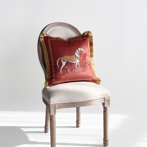 Luxury Cushion Cover Horse Pattern Embroidered Soft Velvet Pillowcase Living Room Sofa Office Bedside Decoration Pillow Case B2