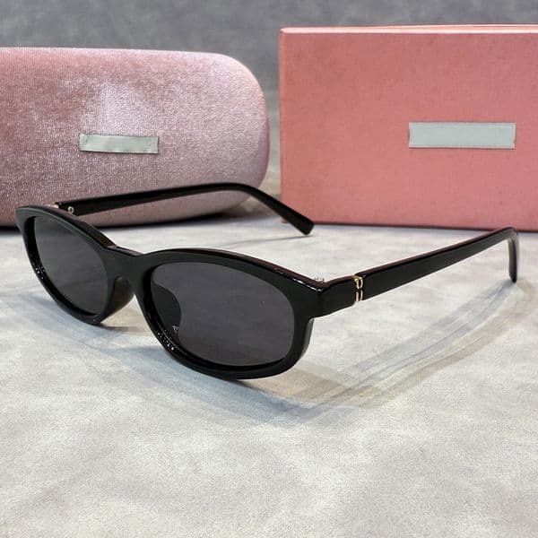 Designer sunglasses for women Fashion casual outdoor sunglasses High quality small frame sunglasses Beach travel UV protection