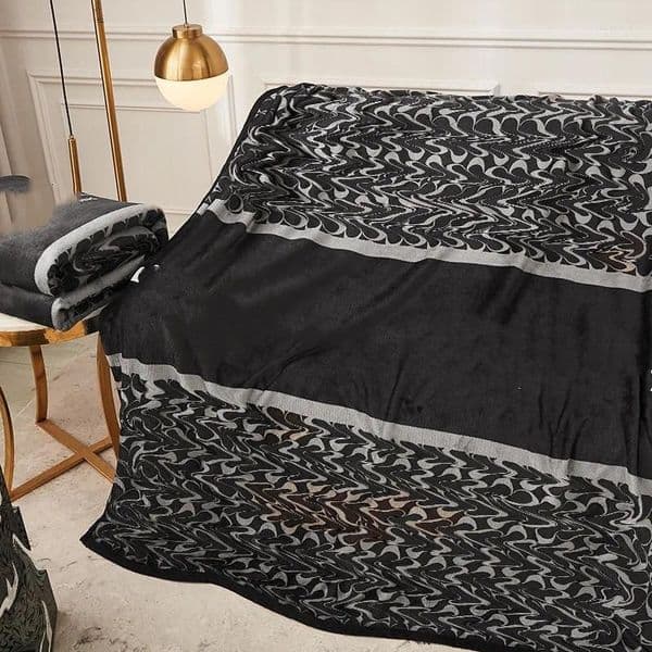 Blankets 150X200cm Designer Blanket Classic Color Car Travel Bath Towel Soft Winter Fleece Brand Letter Blanket
