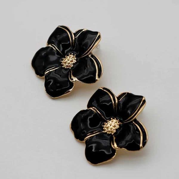Black enamel pearl necklace fashionable jewelry basic design new style daily wear MQ533XJ250418