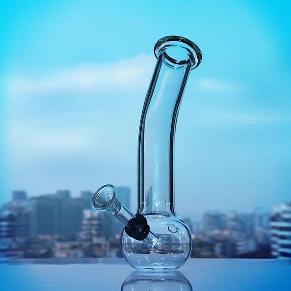 Small Glass water Bongs Hookahs Smoking Glasses Water Pipe bubbler Heady Mini Beaker Bong with 14mm bowl