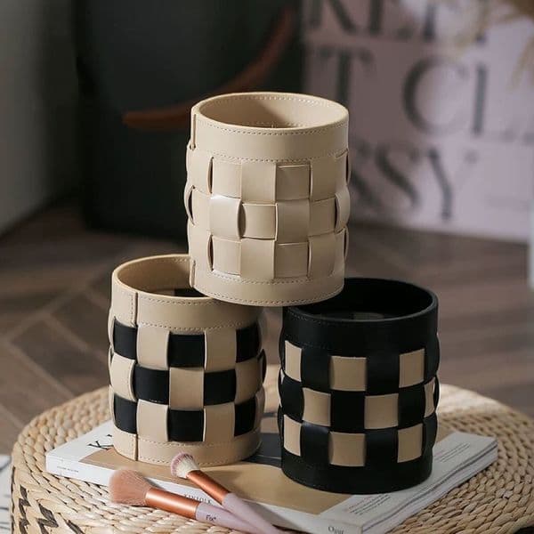 2026 Custom Leather Makeup Brush Storage Bucket High End Feel Light Luxury Pen Holder Leather Storage Baskets Desk Dector Free Shipping