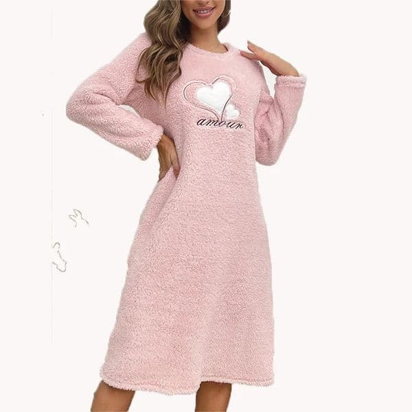 Women Flannel Velvet Nightdress Autumn Winter Thicken Warm Nightgown Heart Sleepwear Comfortable Female Causal Home Clothes 251120