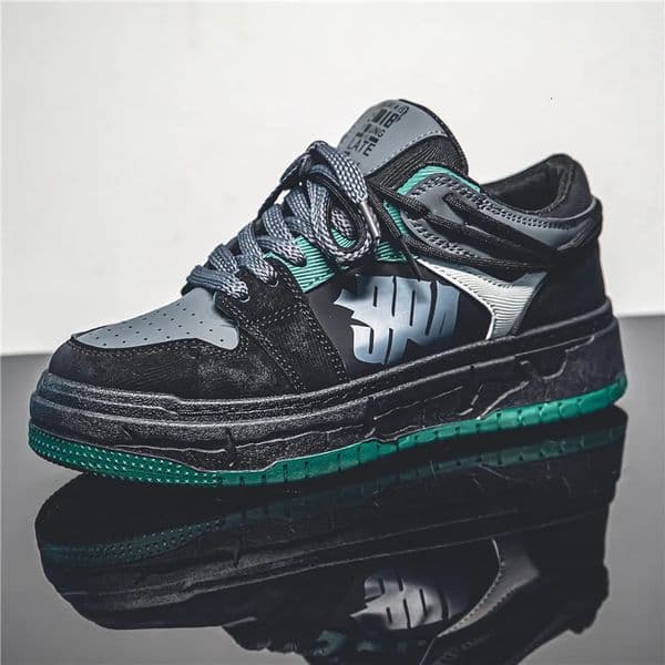Mens Shoes Autumn Breathable Thick soled Board Sports Casual Student Skateboarding Trendy Spring 250420BJ