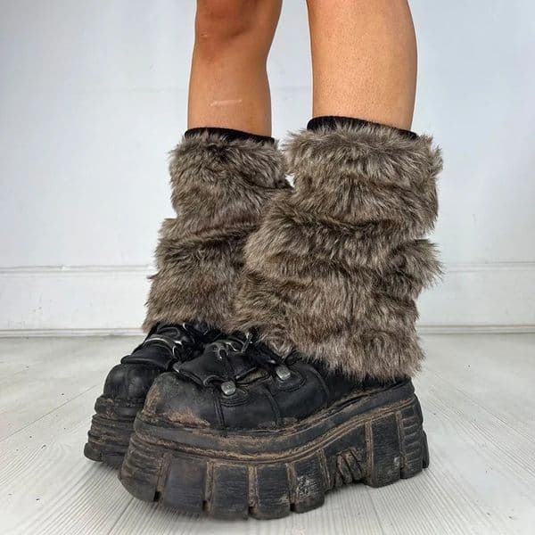 Vintage Faux Fur Leg Warmers Furry Boots Cover Socks Winter Thickened Plush Socks Girl Jk Punk Hiphop Cosplay Accessories251120