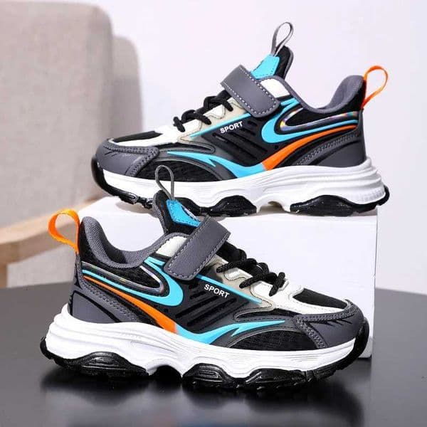 2025 Autumn Winter New Warm Childrens Sports Shoes Lightweight and Fashionable Lace Up Running Shoes Stable Support Casual ShoesW251122