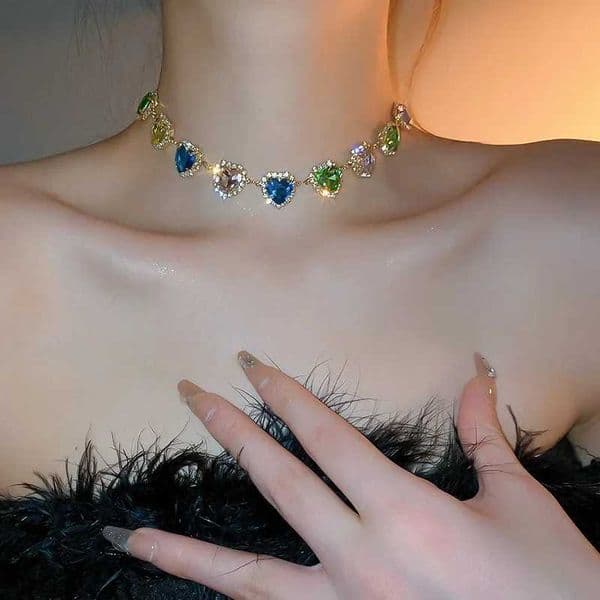 Minar Sweet Cool multi-color rhinestone heart-shaped pendant necklace suitable for women gold-plated brass necklace party and holiday jewelryXJ250422