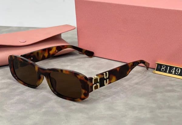 Hypoallergenic Mens women Glasses: Stylish Vintage Design & UV400 Protection