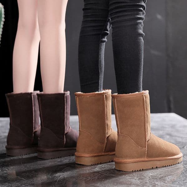 Women's snow boots luxury Christmas gift fashionable mid waist warm anti slip wool lining thickened loafers cotton shoes