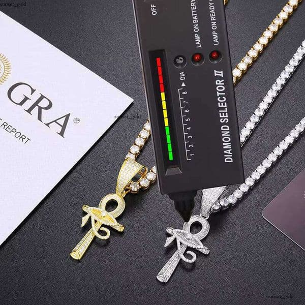 Premium Jewelry Hip-Hop Unisex 925 Sterling Silver VVS Moissanite Moissanite Iced Evil Eye Ankh Cross Pendant with Chain