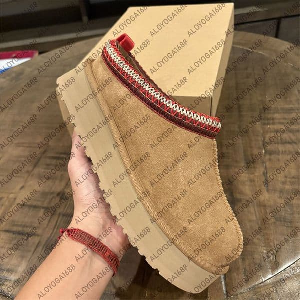 Slippers Designer Womens Tazz Slipper Shoe Winter Luxury Warm Men Tasman Slippers Chestnut Sand With Label High Quality Neutral Classic Sheepskin Shoes