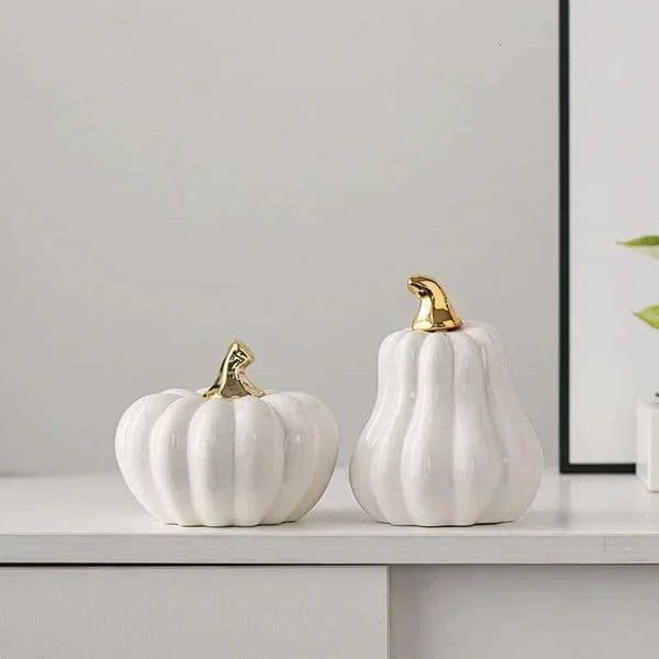 Luxury Modern Crafts Porcelain Pumpkin Sculpture Desk Decoration Ornaments Gold-plated Ceramic Pumpkin Statue Home Accessories Decor Y251125