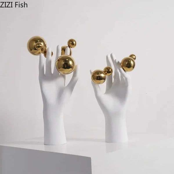 Luxury Creative Golden Ball Decorative Character Hand Palm Crafts Desk Decoration Abstract Figures Sculpture Room Aesthetics Decor Y251125