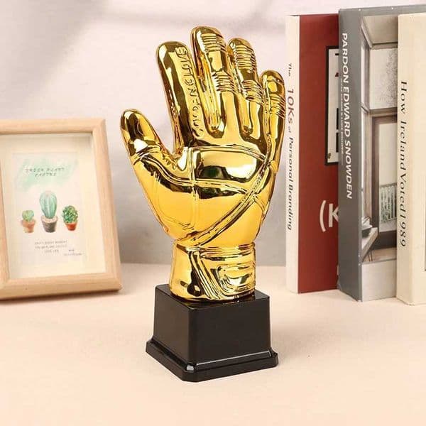 Golden Plastic Gloves Football Trophy Winner Gold Trophys Goalkeeper Gamesoccer Competition Adult School Kids Awardtrophies CupW251125