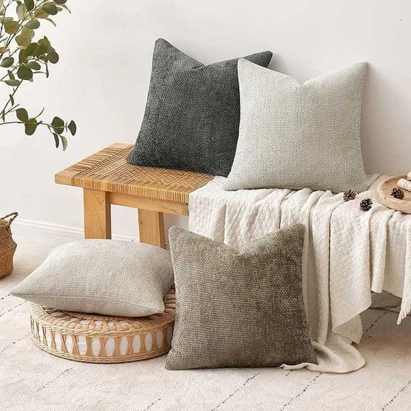 18x18 Inch Chenille Throw Pillow Covers Luxury Soft Cushion Case for Home Couch Bed Living Room Spring Farmhouse DecorW251127