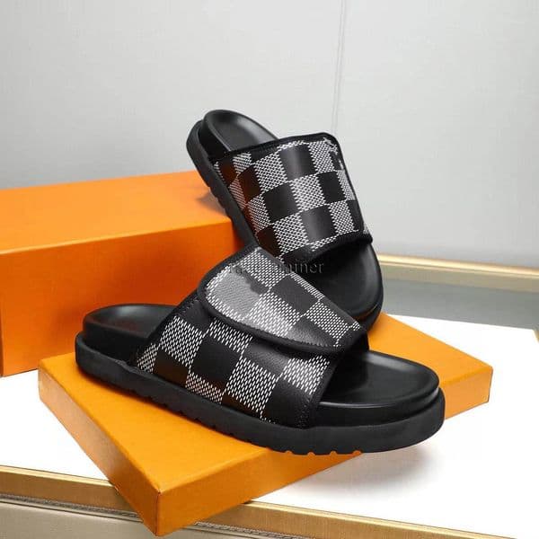 Slippers Designer Slide Men Sandals flat shoes MIAMI Oasis slipper WATERFRONT fip flops woody Platform shoe Rubber Pink Black Beach Sandal 4.21 01