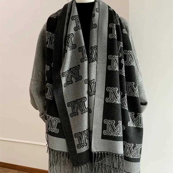 Fashion Luxury Jacquard Soft Covering Yarn Scarf Women Spring Autumn Long Shawl Wraps Winter Warm Neckerchief Double SidesJ251129