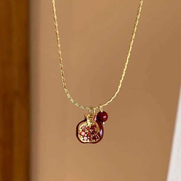 Fashion Red Pomegranate Pendant Necklace for Women Gold Color Clavicle Chain Charm Earrings Choker Party Jewelry Gift C251129