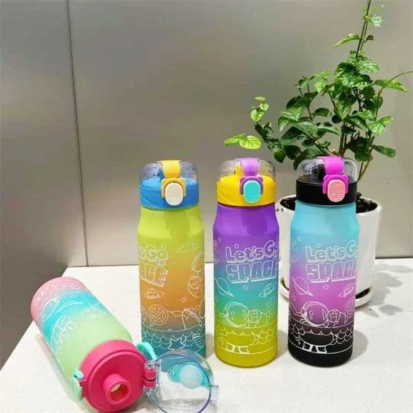 600ML Gradient Color Astronaut Plastic Space Sports Water Bottle with Cartoon sticker Drinking Water Bottle Outdoor Sports TrT251129