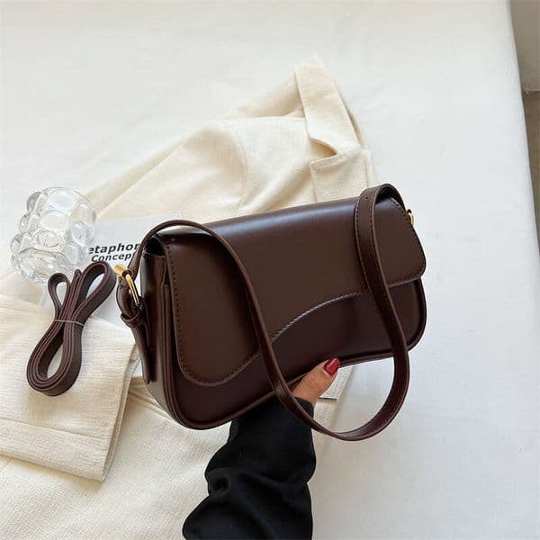 Hong Kong Style Retro Solid Color Chic Crossbody for Women 2025 Cross-Border Textured Fashion Shoulder Bag Trendy Versatile Handbag